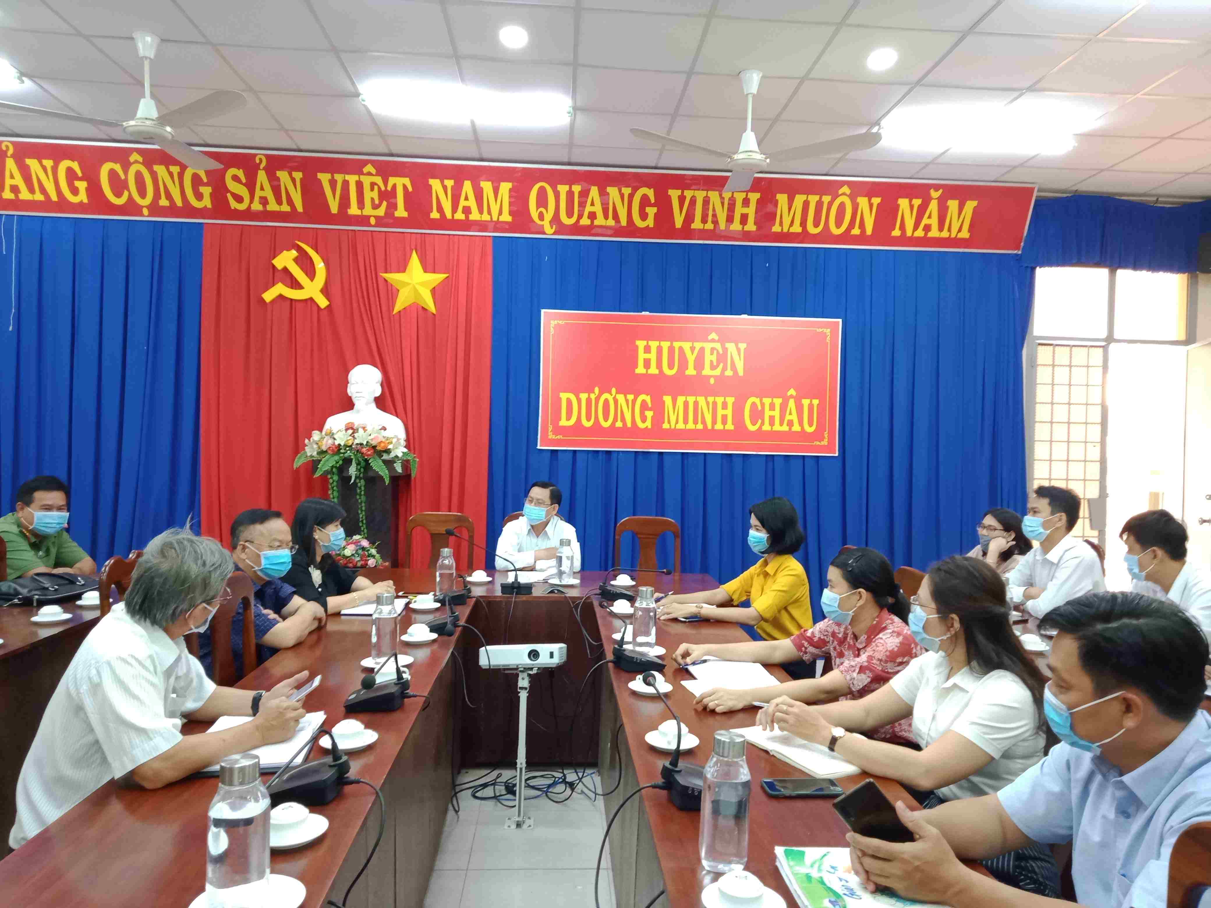 Huyện Dương Minh Châu: Chọn Trường THPT Dương Minh Châu làm khu cách ly tập trung, sẵn sàng tiếp nhận 100 công dân